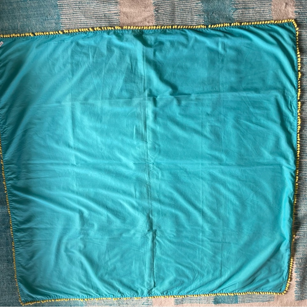 🦋HP🦋Kate Spade Pom Pom Square Scarf/Shawl - Picture 7 of 8